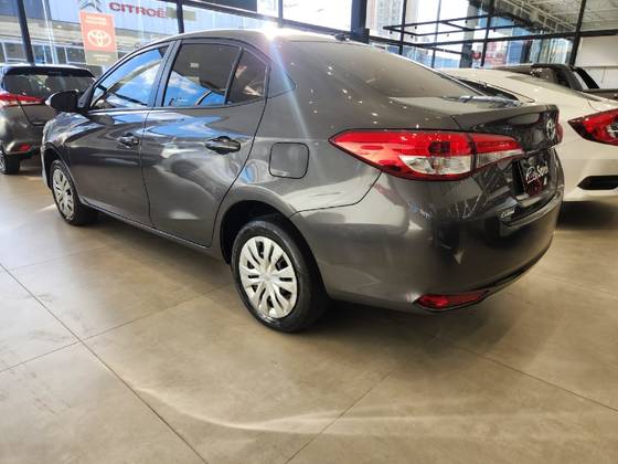 TOYOTA YARIS 1.5 16V FLEX SEDAN XL MULTIDRIVE